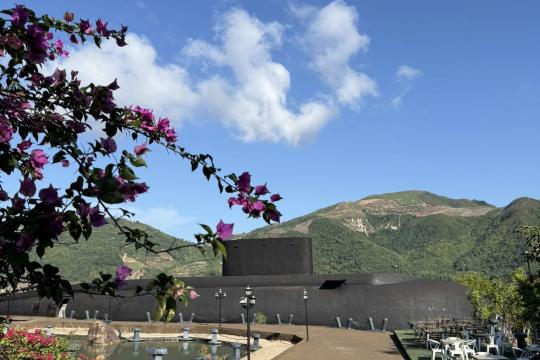 Khu du lịch Tàu Ngầm - Nha Trang Impression