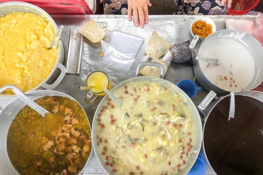 Quán Chè Cứu Đói