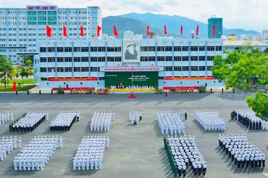 Học viện Hải quân