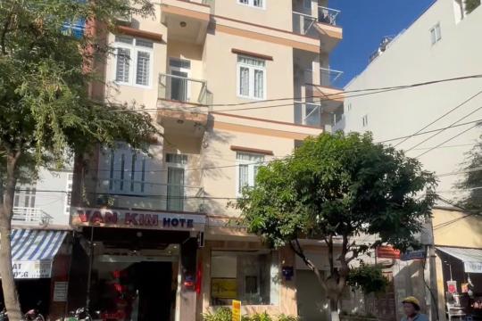 반 킴 호텔 – 나트랑에 위치한 편안한 아파트형 호텔