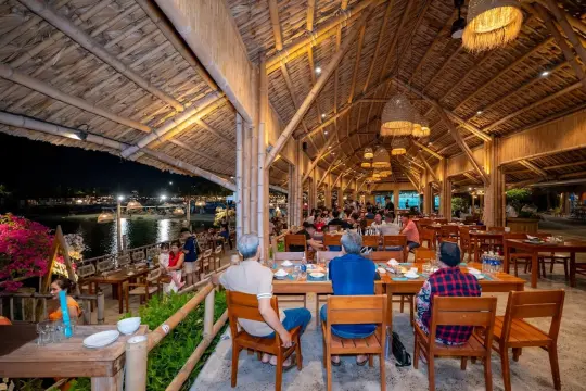 Ресторан морепродуктов Shrimp Village