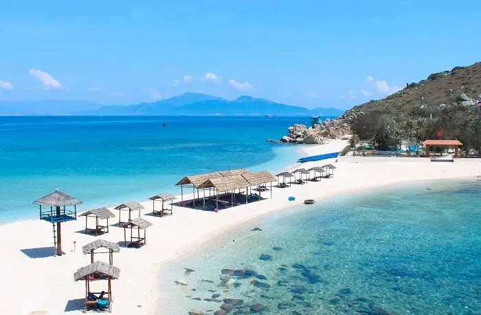 bai-tam-doi-nha-trang-3_1629120698