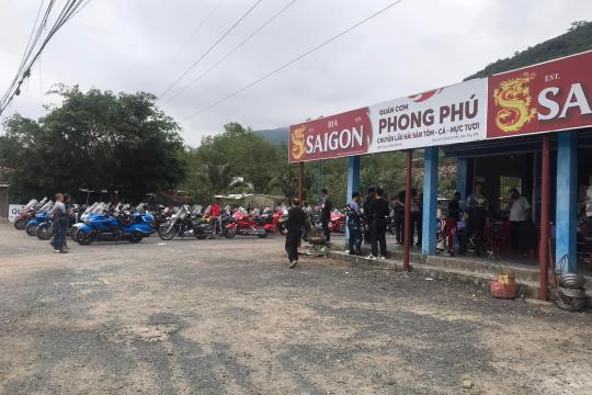 Lẩu Mực Phong Phú