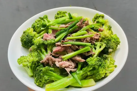 Quán cơm Hải Hà