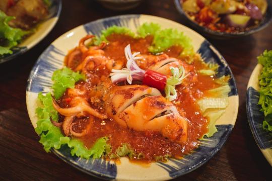 Ресторан домашней кухни Điền Trang