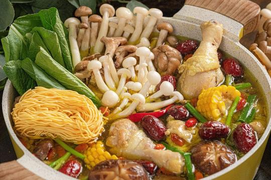 Lẩu Gà Ớt Hiểm 109 Nha Trang