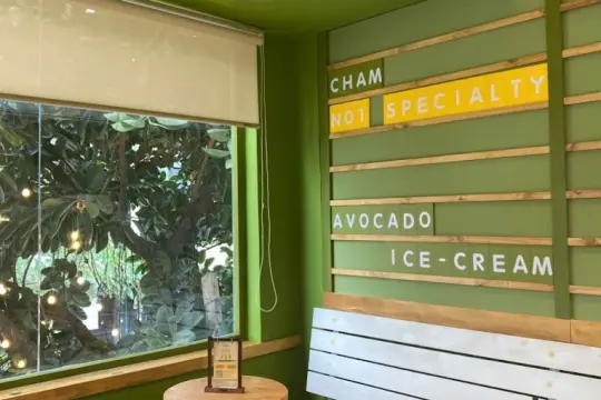 CHẠM Cafe & Kem Bơ Đà Lạt