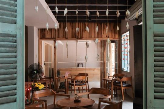 Hòn Kiến Coffee & Acoustic