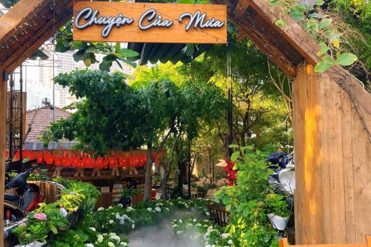 Tiệm Cà Phê Chuyện Của Mưa