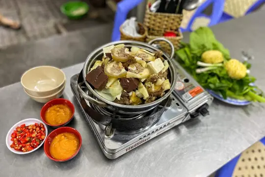 芽庄李子树牛肉火锅店