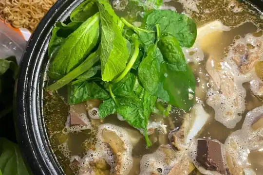 Quán Lẩu Đuôi Bò Hoàng Văn Thụ Nha Trang