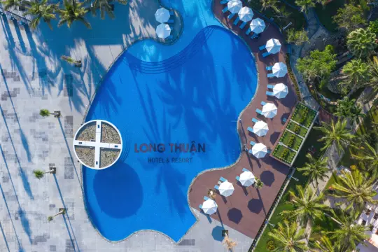 Long Thuận Hotel & Resort