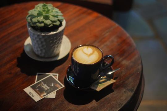 Silence Coffee Shop