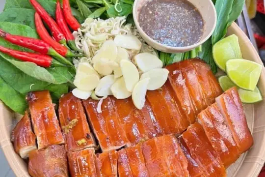 Ресторан Hoàng Phát