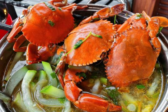 Bánh Canh Cua Thố Đá T&N