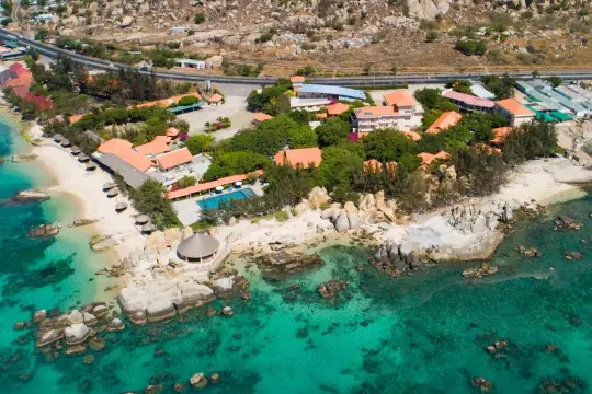 Hòn Cò Resort Cà Ná