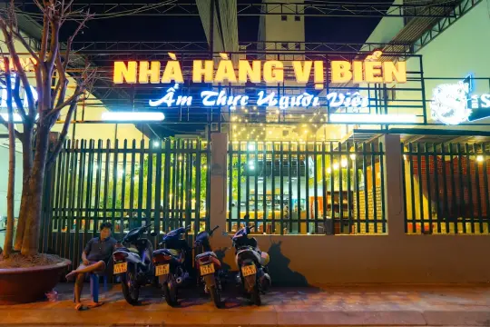 Nhà Hàng Vị Biển Nha Trang