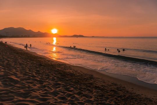 Bãi biển Bình Sơn