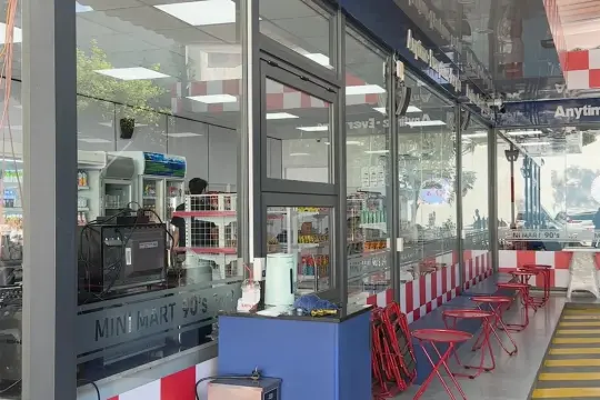 90’s Mini Mart 24h в Фанранге