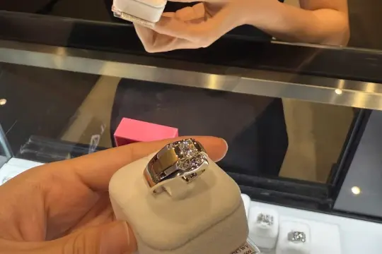 Thế Giới Kim Cương GO!