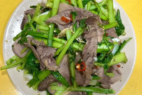 Quán Lẩu Đuôi Bò Hoàng Văn Thụ Nha Trang