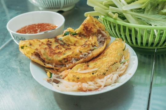 하이 프엉 - 옌 반깐 & 반쎄오 나트랑 야시장점