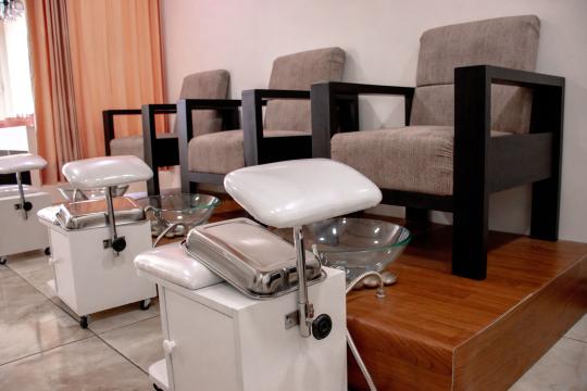 Lumi Lux Nail & Spa