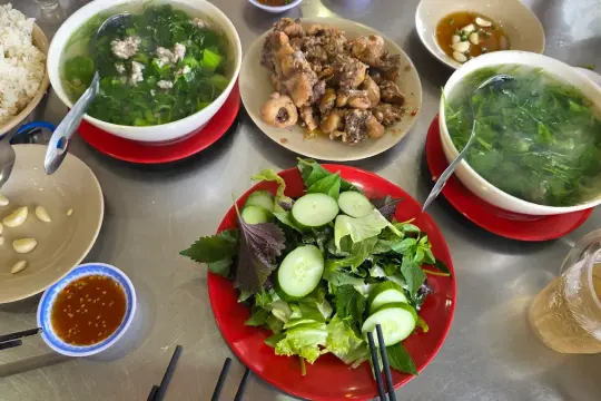 Quán Cơm Thanh Chi