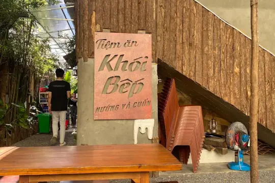 Tiệm Ăn Khói Bếp