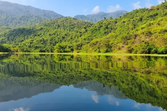 작은 마을 – 랑놋 호수