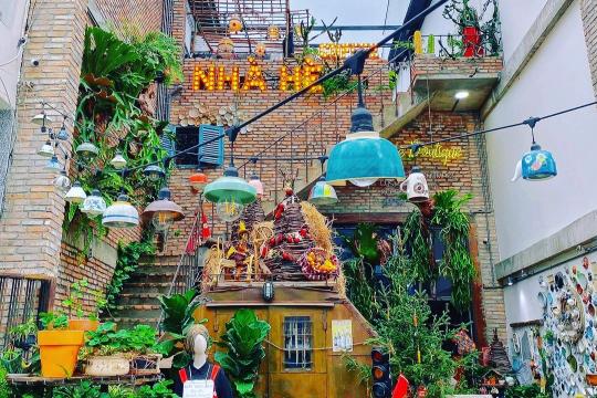 Nhà Hè Cafe