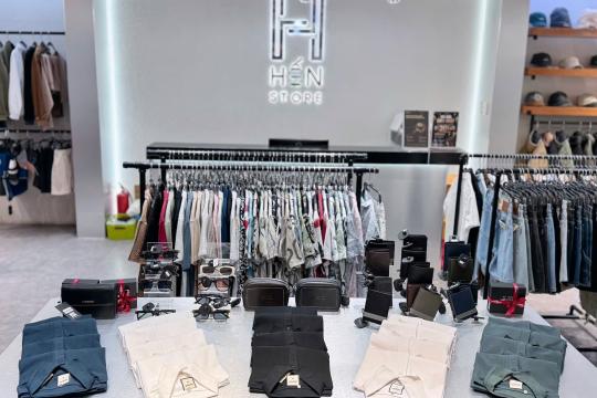 Hến Store Nha Trang