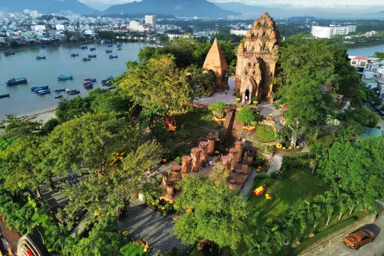 Tháp Bà Po Nagar