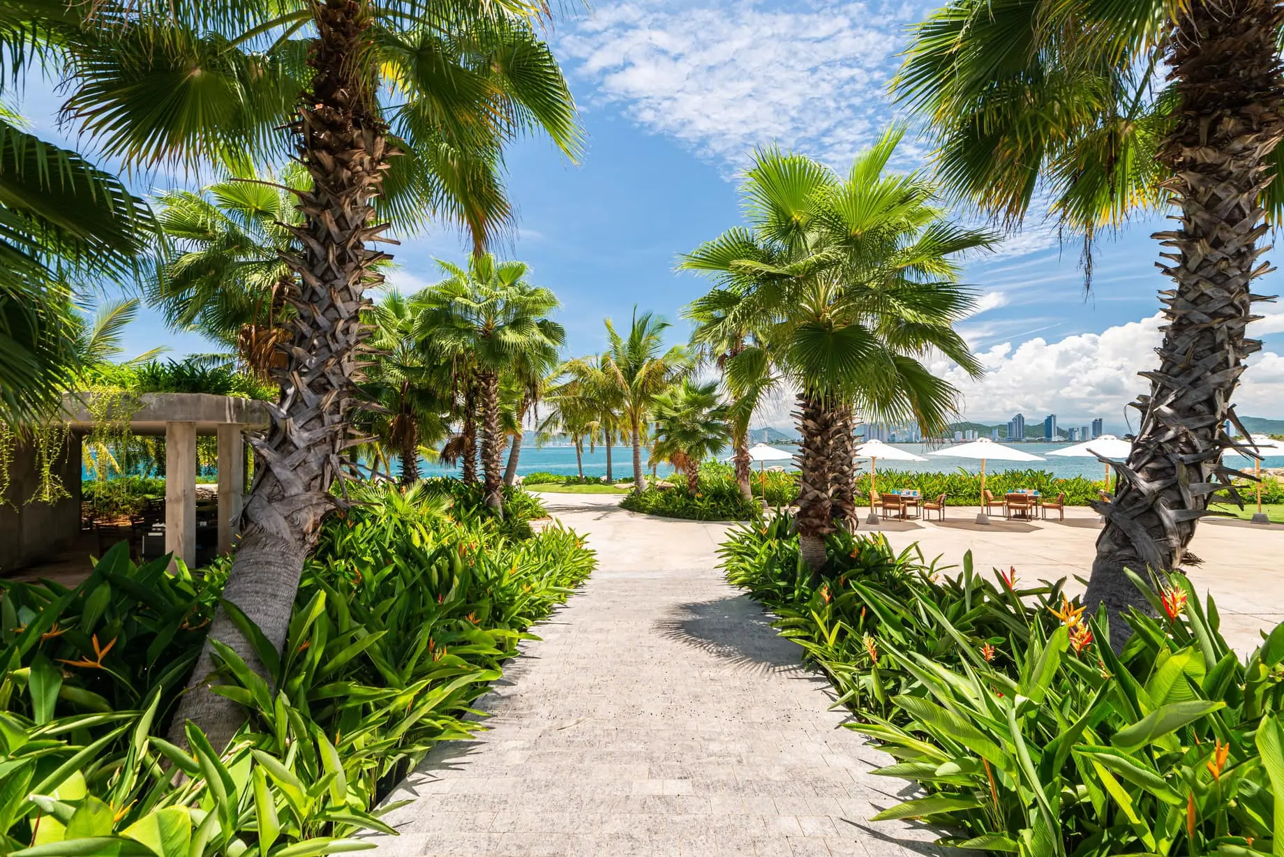 Top 10 Resort Nghỉ Dưỡng Đẳng Cấp Nhất Nha Trang (Trung Tâm & Đảo)