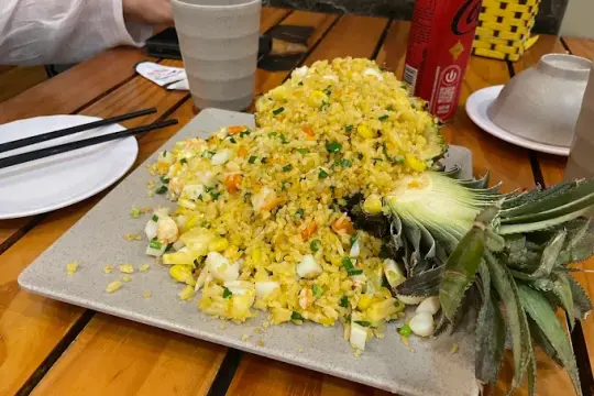 Quán Đá Đen: Tôm Khổng Lồ