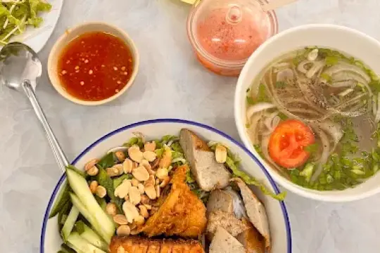 Bún Cá Tươi Cô Dung