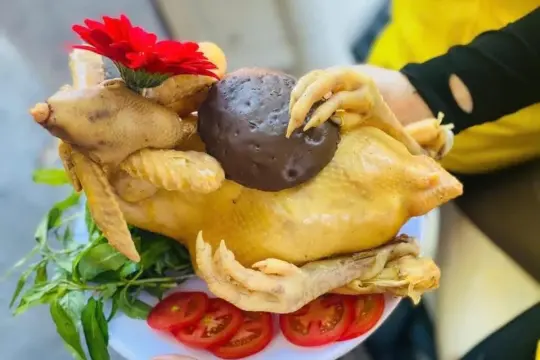 Lẩu Gà Lá É Kiều Phạm