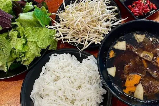 훙브엉 분짜