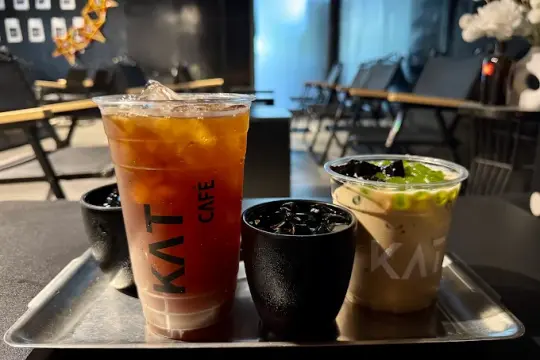 KAT Café Камрань