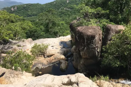 냐짱 로오 시내(Lo O Stream)