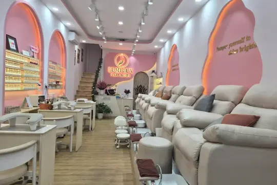 Lumi Lux Nail & Spa