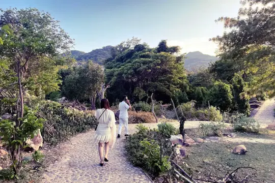 냐짱 로오 시내(Lo O Stream)