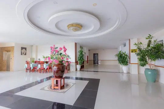 Khách sạn & Nhà hàng Châu Thành