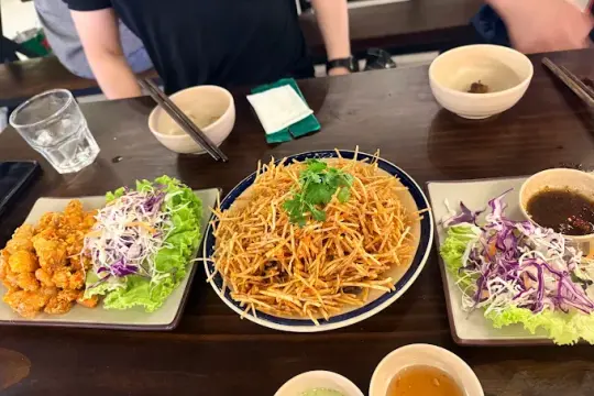 Ong Buzz Garden