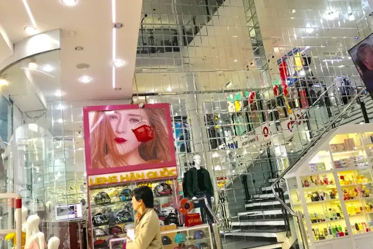 Модный Центр Ngoc Phu в Фанранге