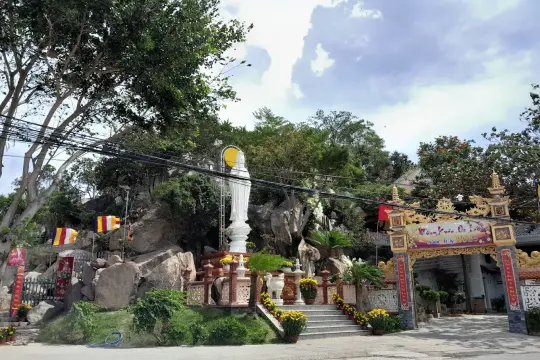 Sắc Tứ Kim Sơn Tự