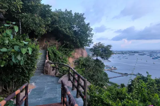 Sắc Tứ Kim Sơn Tự