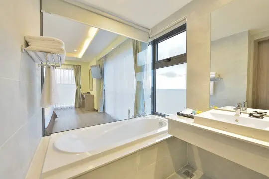 Xavia Hotel