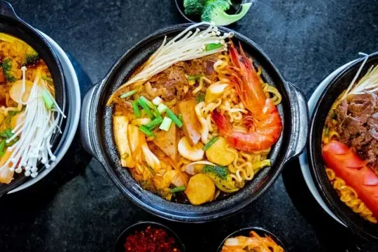 Quán Mì Cay Hàn Quốc Minchu