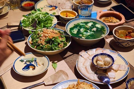 Tiệm cơm Bà Tôi («У моей бабушки»)